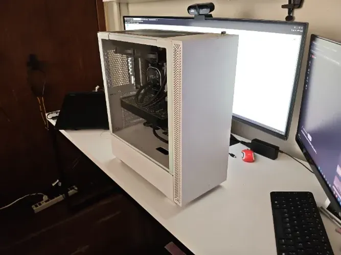 PC Lianli 12600k 16GB DDR-5 6000mhz MSI z690a-wifi