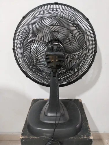 VENTILADOR DE MESA 40 CM VENTISOL REVISIONADO NO ROLAMENTO 90 DIAS DE GARANTIA