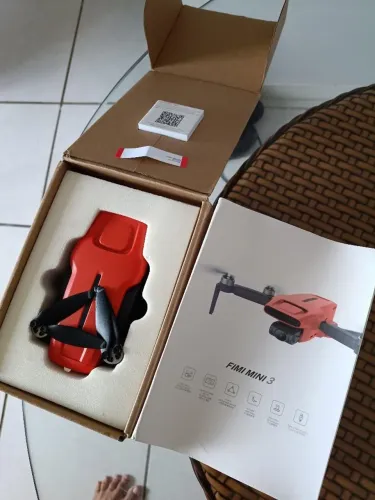 Drone usado 1 vez funcionando normalmente 