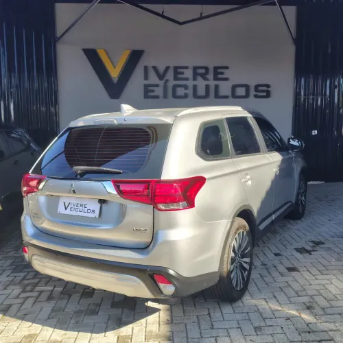 Mitsubishi Outlander Sport HPE 2.0 16V Flex AUT 2021