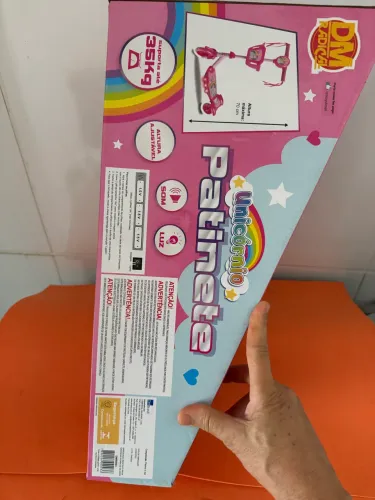 Patinete infantil com rodinhas e som