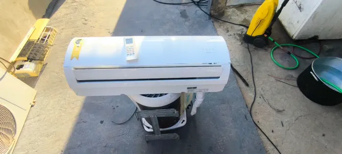 Vende ar condicionado inverte