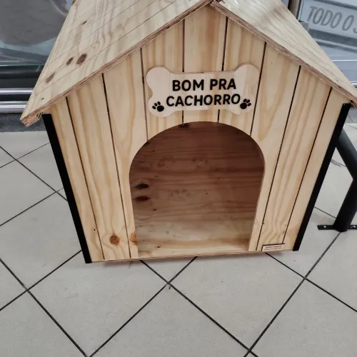 Vende-se casa de cachorro