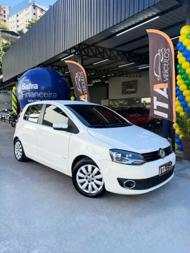 Volkswagen Fox 1.0 MI Total Flex 8V 5P 2014