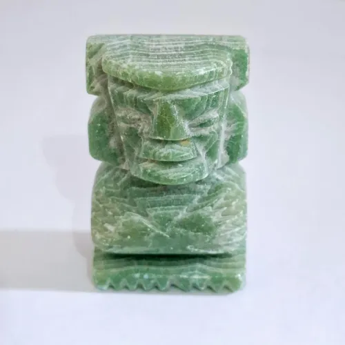 Escultura Cravada a Mão em Pedra Jade Verde Asteca/Maia 5cm