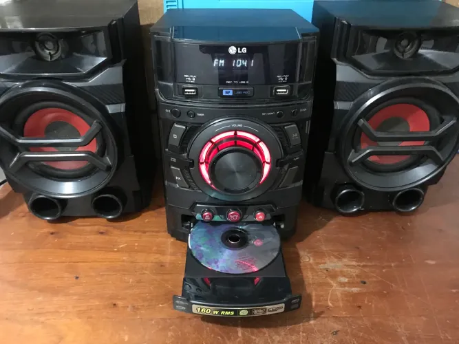 Mini system LG CM4320