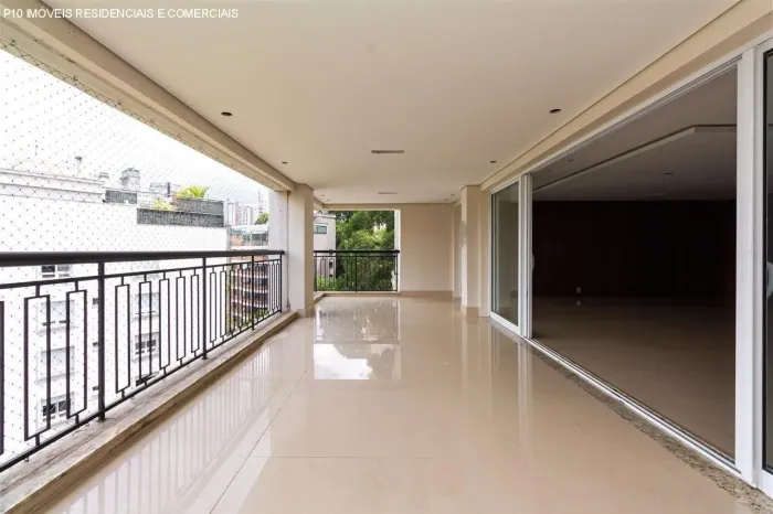 Apartamento com 5 suítes 5 vagas a venda no Panamby