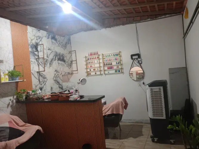 Alugasse casa com 2 quarto sala cozinha banheiro garagem e área de serviço