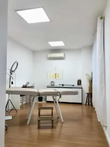 Sala - / Comercial / Freguesia (Jacarepaguá)