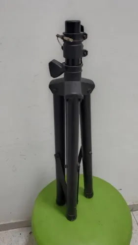 Pedestal para caixa de som