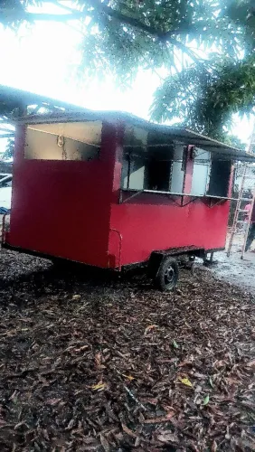 Treiler bem grande e todo reformado