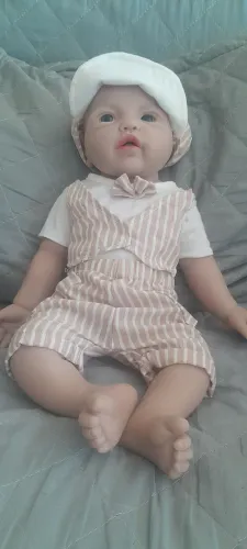 Bebê reborn silicone sólido