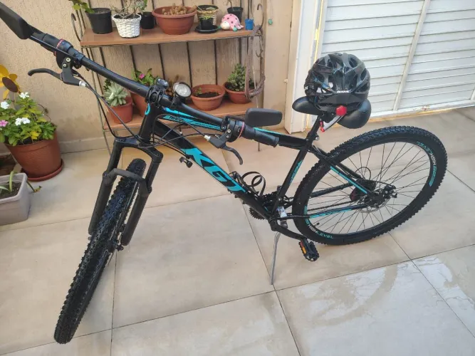Bicicleta KGT Aro 29 - Aço Carbono - 21 Marchas