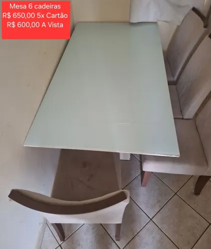 Mesa com 6 Cadeiras