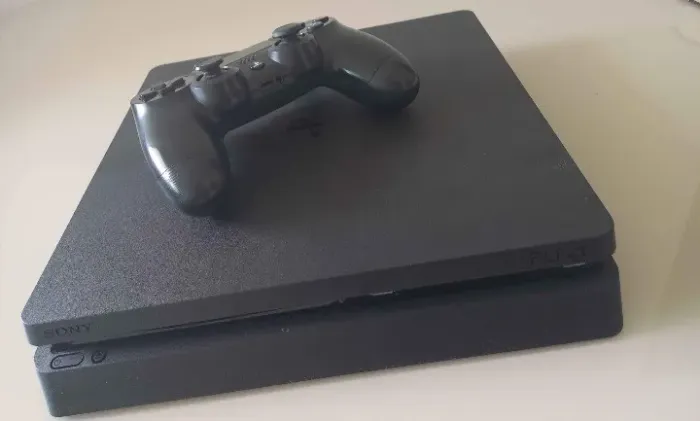 Playstation 4 500GB Slim
