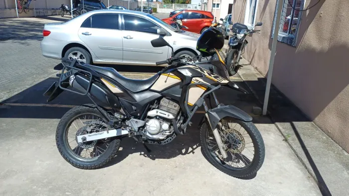 XRE 300 ADV ano 2021 modelo 2022