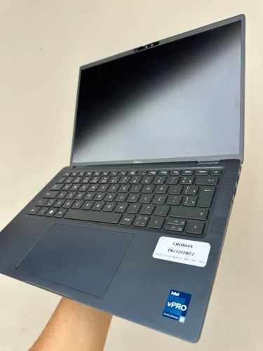 Dell Latitude 7440 i5 16 GB