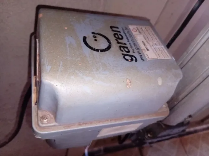 Motor de portão basculante  pra vender logo 