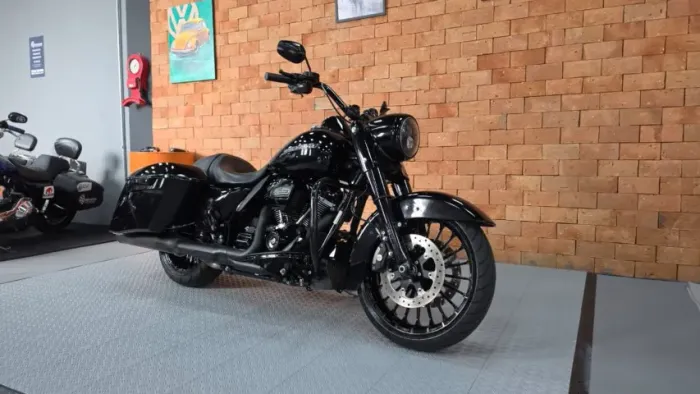 Harley-Davidson Road King Special 114 ? 2019 ? Escape Customer e LED