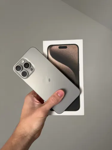 iPhone 15 Pro Max