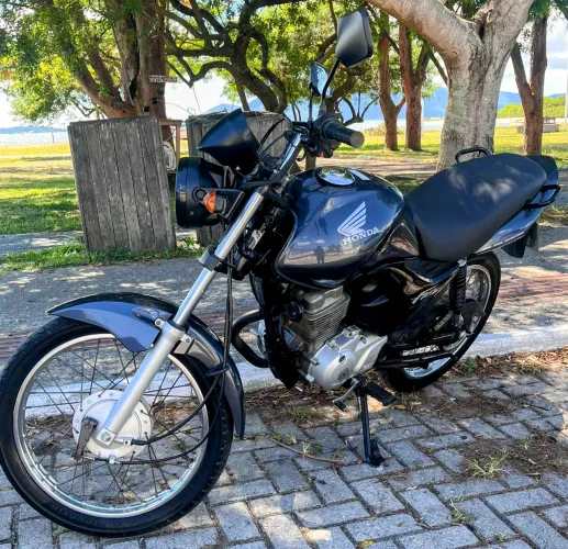 Cg Fan 150 Esi impecável 12x cartão 