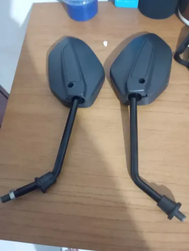 Vendo retrovisor da Twister 250 