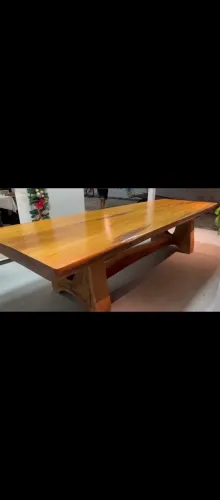 Mesa jantar 3,37 x 1,15 m, lateral da tora, prancha única muricatiara