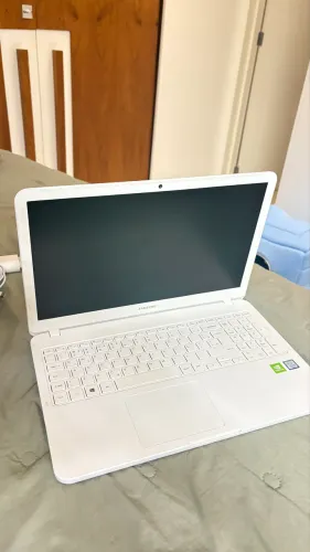 Notebook Samsung Expert X40 i5 8ª Geração + NVIDIA MX110 | Branco | Excelente Estado
