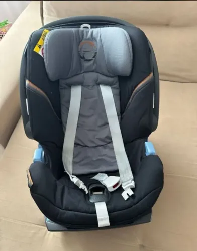 Bebê Conforto Cybex Aton com Base ISOFIX 2-fix