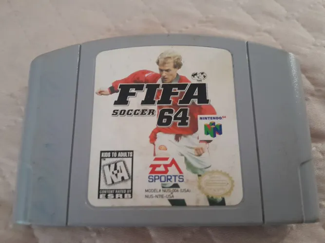 Cartucho N64 original com label original perfeito!