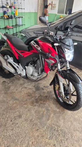 VENDO OU TROCO EM MOTO MENOR VALOR 16.000