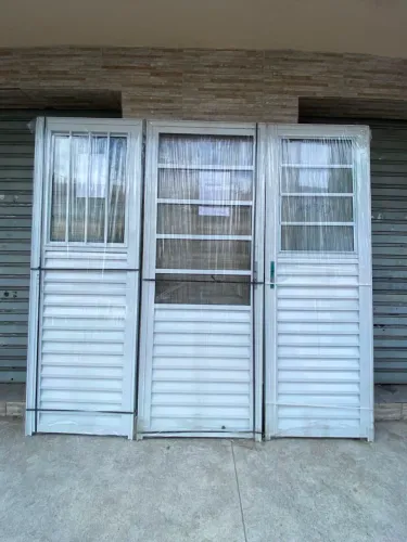 PORTAS DE ALUMÍNIO BRANCO A PARTIR DE R$499,90 - DESCONTO IMPERDÍVEL 