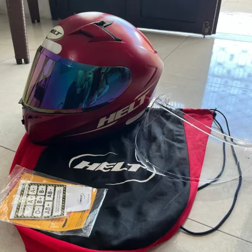 Capacete HELT com duas viseiras Originais