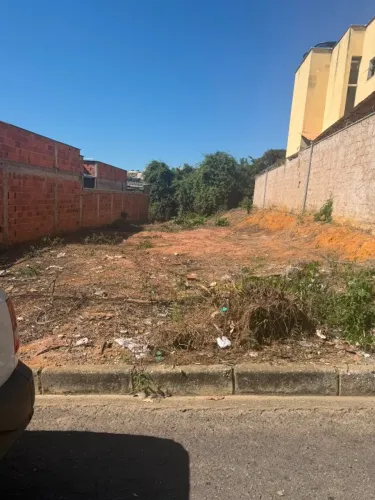 Lote escriturado noBom Pastor com área verde