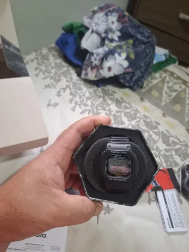 Vendo um ótimo g shock super conservado , carregamento sola otimo para rotina do dia a dia