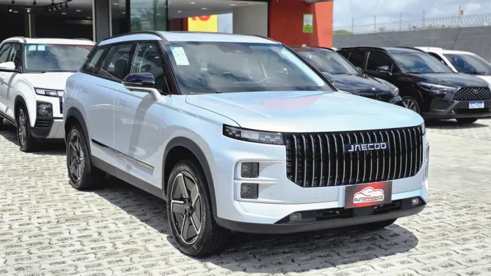 Jaecoo 7 / J7 Luxury 1.5 TB 16V AUT 5P (híbrido) 2026
