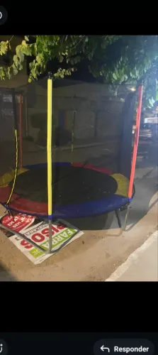 Cama elástica nova 
