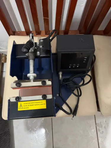Vendo Prensa para sublimação de canecas