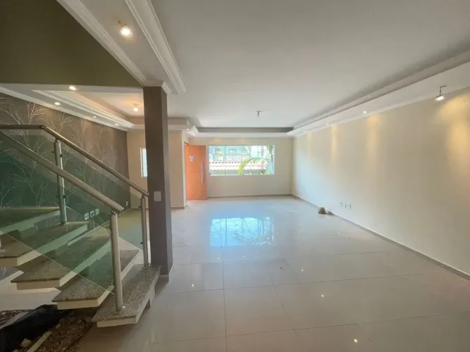 Sobrado compartilhado com 02 dormitórios para locação, 100 m² no bairro Parque Gerassi - S