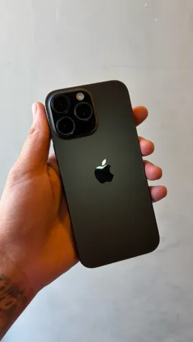 iPhone 16 Pro Max 512GB Preto - 91% de bateria - Cabo incluso