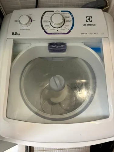 Máquina de Lavar Electrolux Essential Care 8,5kg LES09