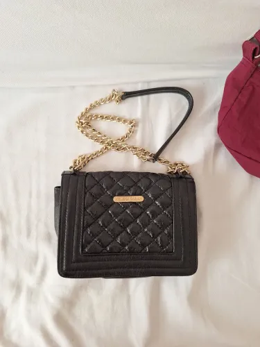 Bolsa Helena Saran