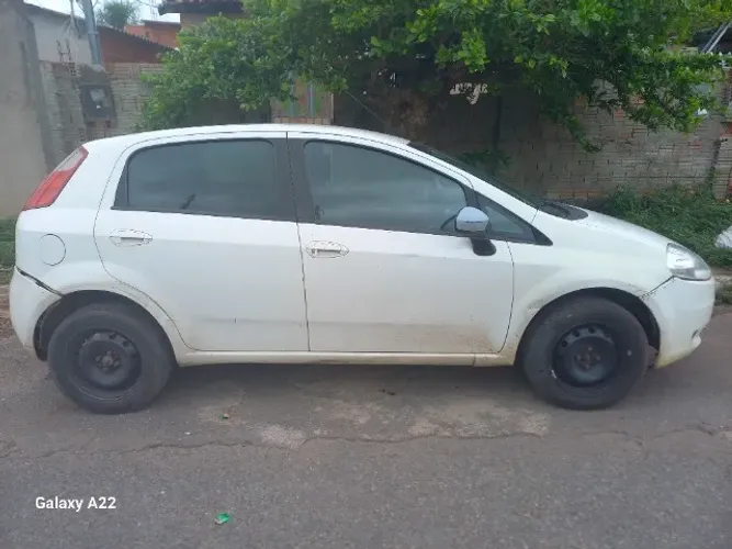 Fiat Punto ELX 1.4 Fire Flex 8V 5P 2008