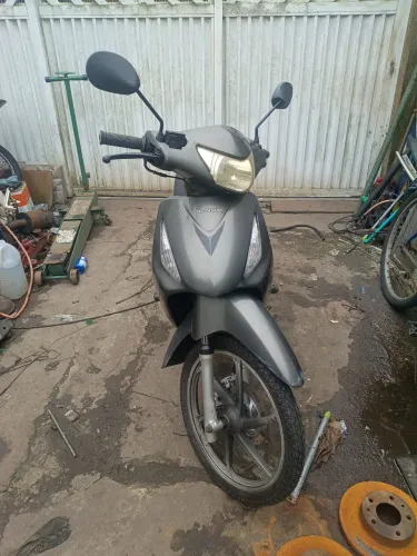 Honda biz mais