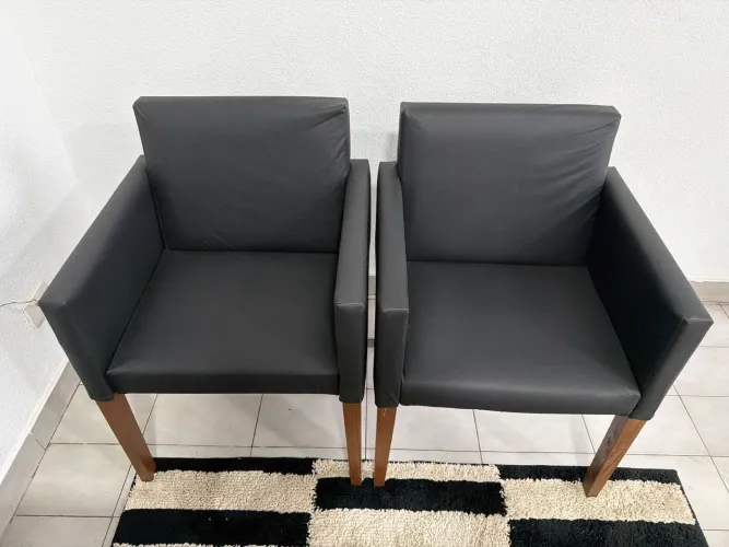 Vendo cadeiras para recepção