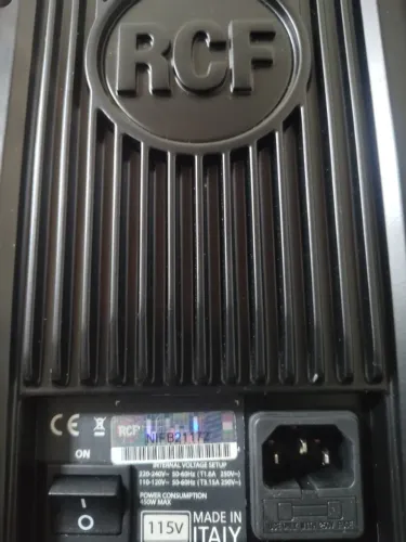 Caixa RCF - Caixa Ativa RCF 312A - 800w - Italiana - Original - São Paulo - Retira