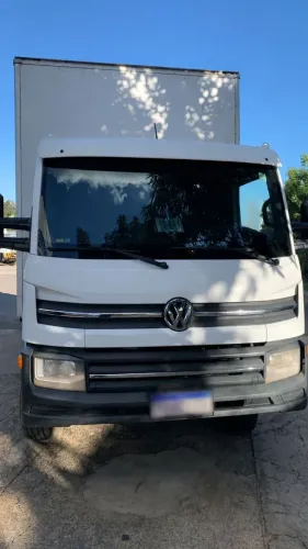 VOLKSWAGEN 11.180 DRC 4X2 2021/2022 - BAÚ 6,20M