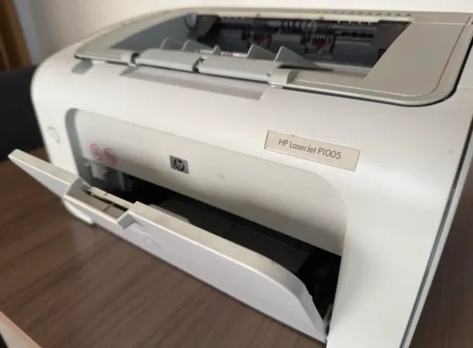 Impressora Laser Preto e Branco HP1005