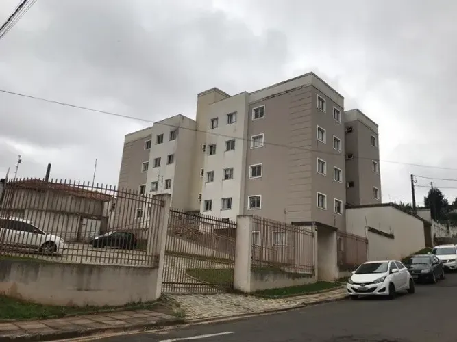 Excelente apartamento na Vila Estrela c/ 03 quartos e cozinha c/ armários !!