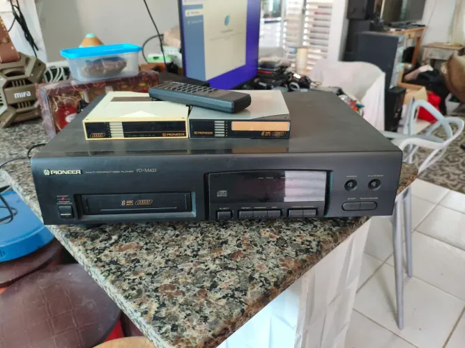 CD  Player Pioneer PD-M425 c/cassete extra